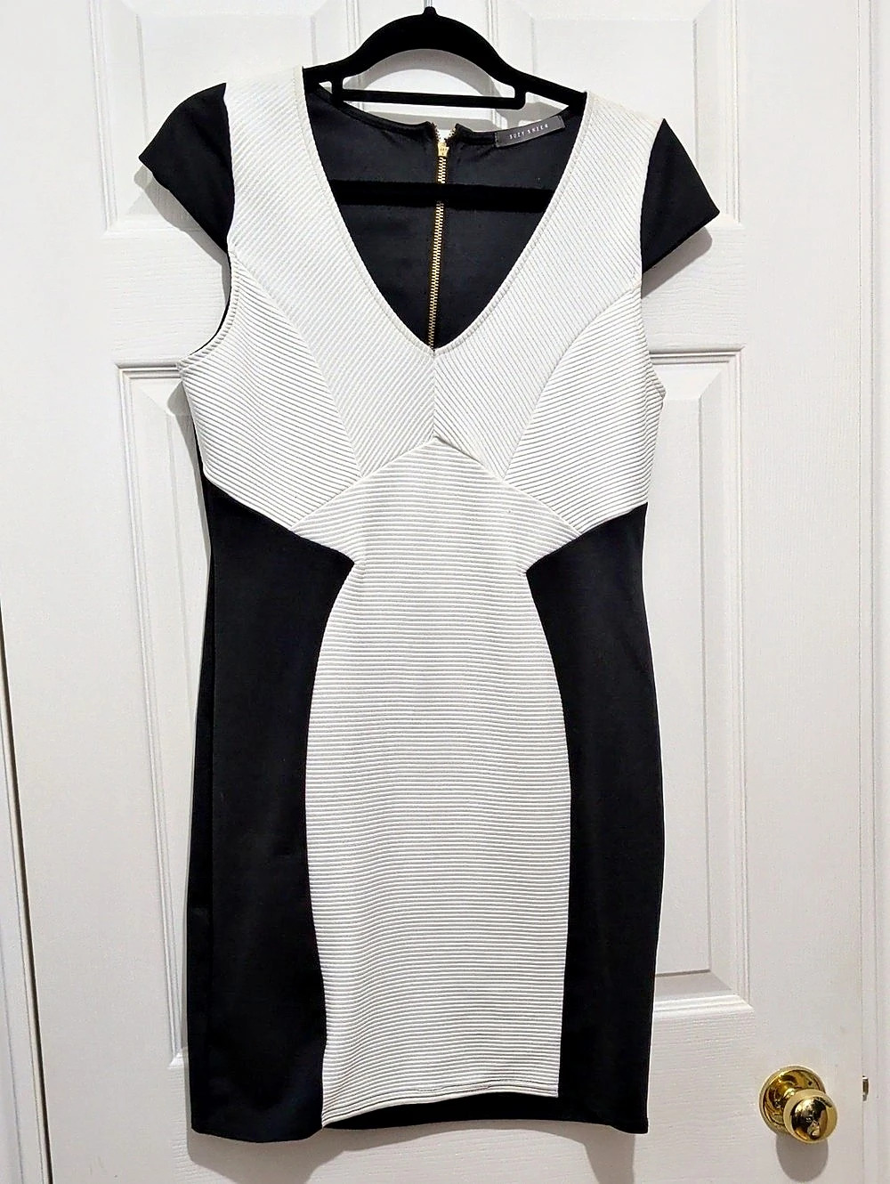 Suzy Shier Color Block Mini Dress in Black & White